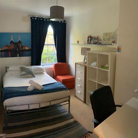 Central Location! Double Bedroom 2 Mins Walk From Battersea Power Underground Station! 伦敦 外观 照片
